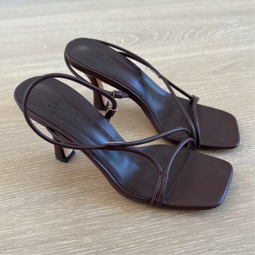 Hello Molly The Kitty Heels Kitten PU Size 6 in Brown